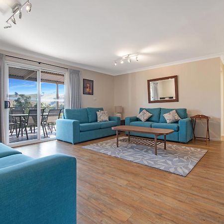 Elm Cottage Tumut Exterior photo