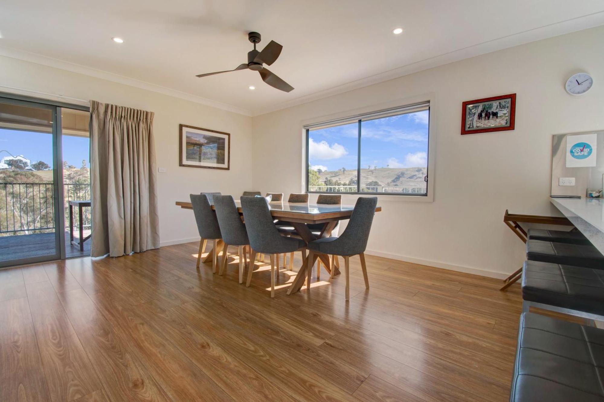 Elm Cottage Tumut Exterior photo
