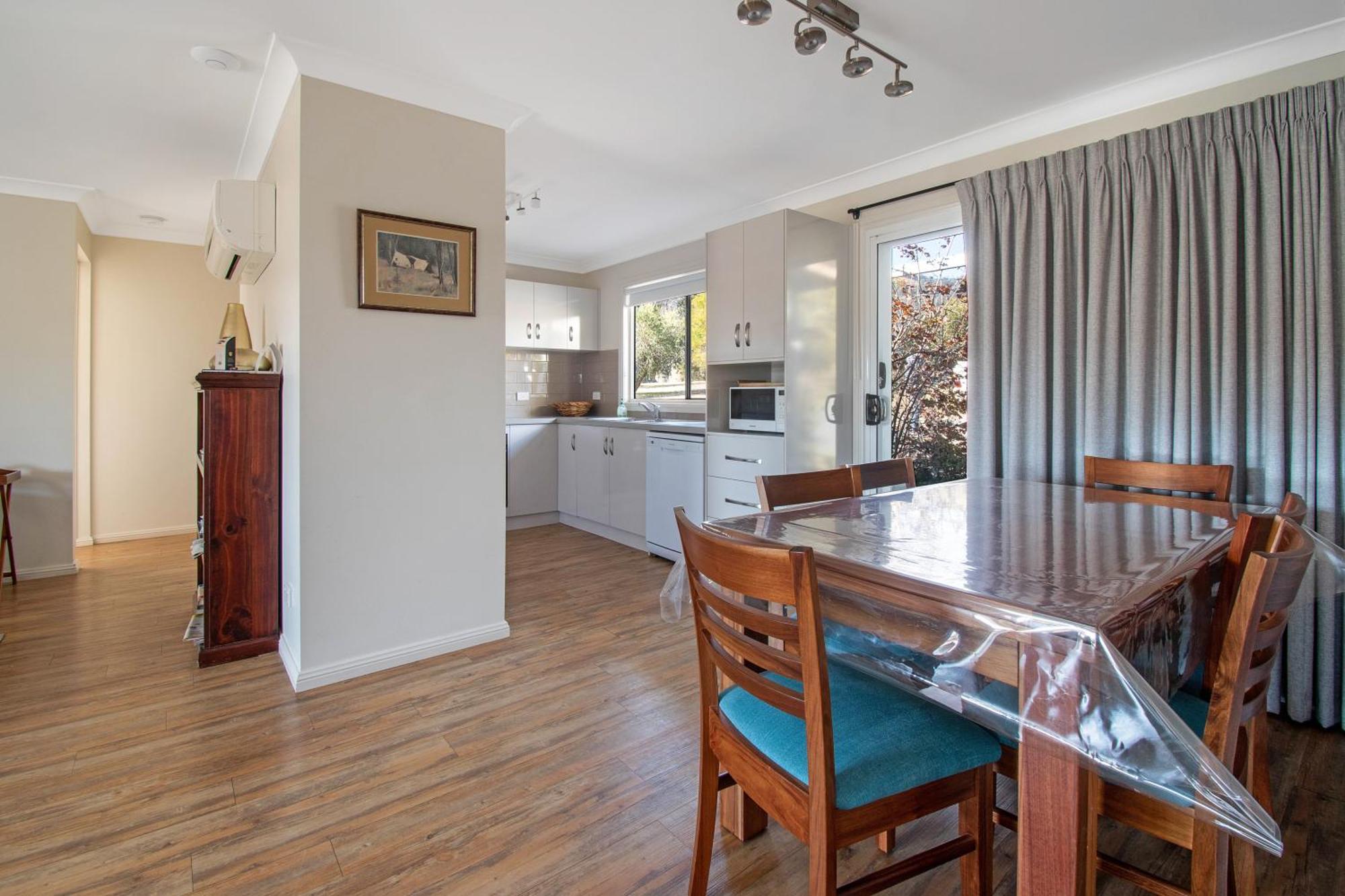 Elm Cottage Tumut Exterior photo