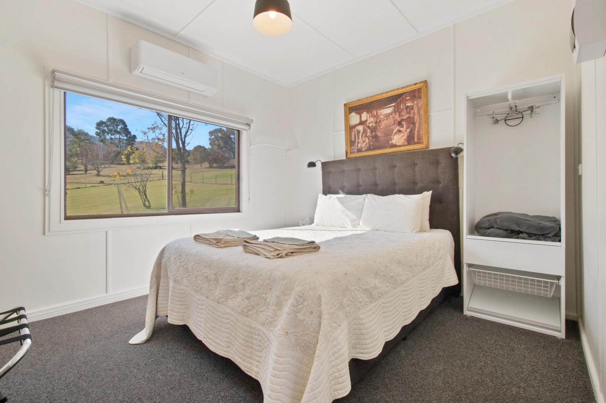 Elm Cottage Tumut Exterior photo